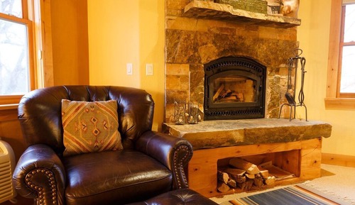Suite, 1 King Bed, Wood Burning Fireplace