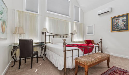J Suite - Castle Suite, 1 King Bed, Tub Shower, 2nd Floor
