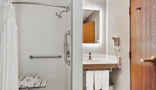 Suite, 1 King Bed, Accessible, Jetted Tub (Mobility)