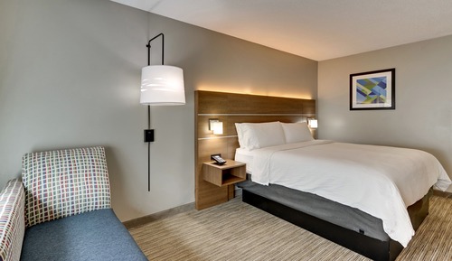 Standard Room, 1 King Bed