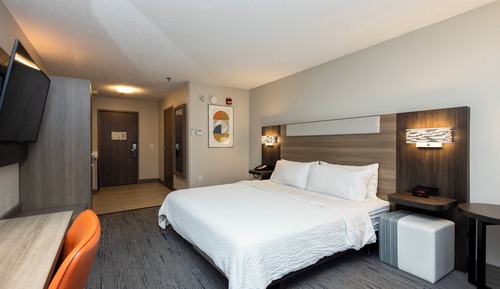 Standard Room, 1 King Bed, Accessible (Communication)