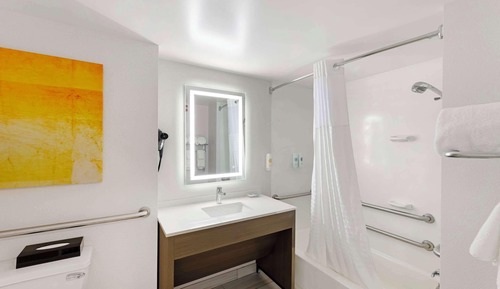 Suite, 2 Queen Beds, Non Smoking