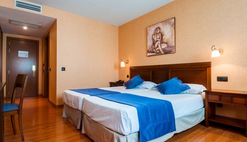 Standard Double Room, Multiple Beds