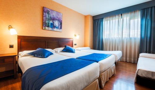 Family Quadruple Room (Adults)