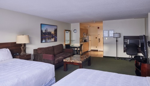 Two Bed Suite, 2 King/Queen Beds, 1 Queen Sofa Bed