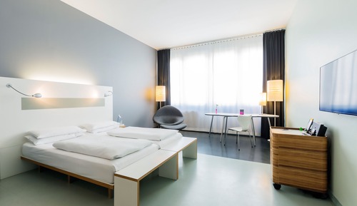 Upper Class Twin Room with Rollaway Bed
