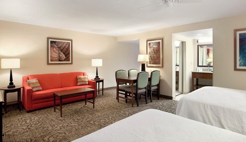 Studio Suite Two Queen and One Sofa Bed Ocean Front