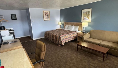 Room, 1 King Bed with Sofa bed, Non Smoking, Kitchenette