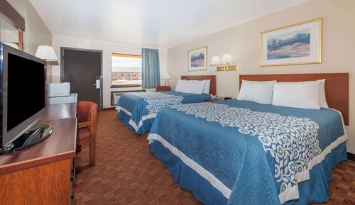 Room, 2 Queen Beds, Smoking