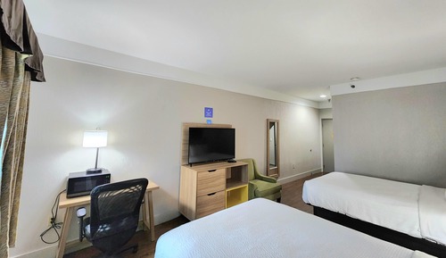 Double Room, 2 Double Beds