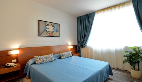 Classic Quadruple Room, Accessible
