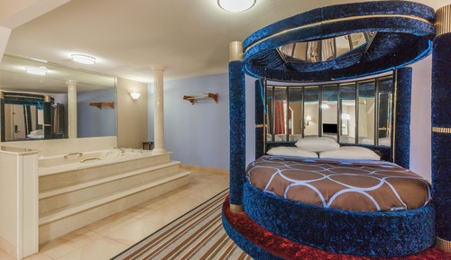 Suite, 1 King Bed, Hot Tub