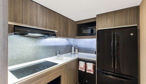 Executive Suite, 1 King Bed (Longterm Suite)