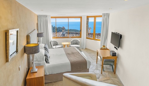 Superior Double Room, Partial Sea View