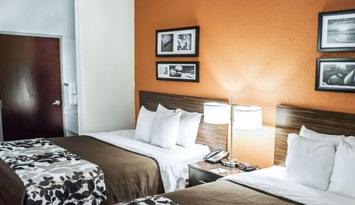 Standard Room, 2 Queen Beds, Non Smoking