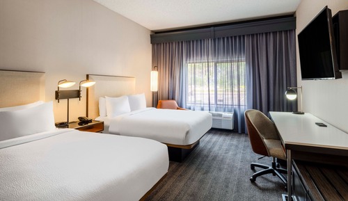 Room, 2 Queen Beds, Non Smoking (Mobility/Hearing Accessible, Tub)