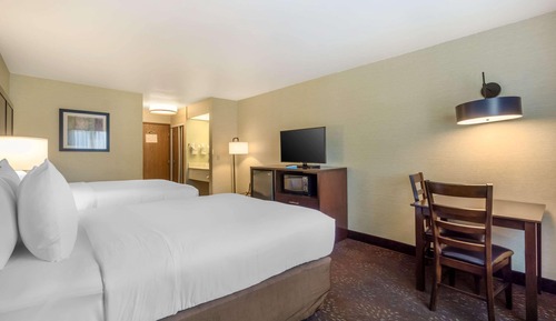 Double Room, 2 Queen Beds, Non Smoking