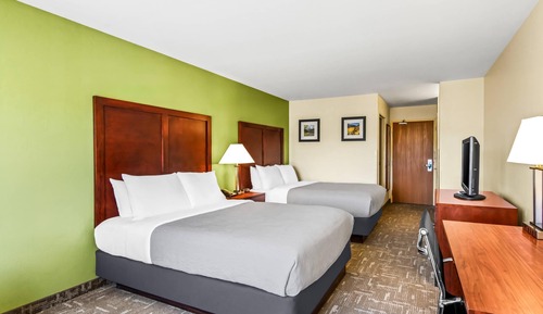 Standard Room, 2 Queen Beds, Non Smoking