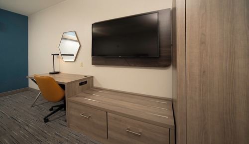 Suite, 2 Bedrooms (Living Area)