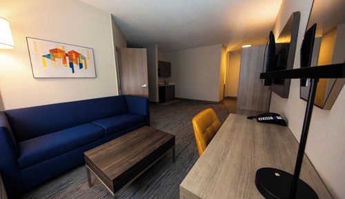 Suite, 1 Bedroom (Living Area)