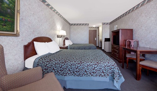 Standard Room, 2 Queen Beds, Accessible