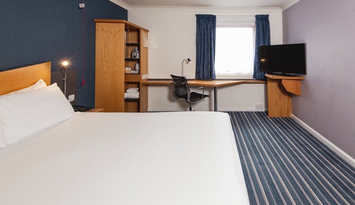Standard Room, 1 Double Bed, Accessible (with Free Hot Breakfast)
