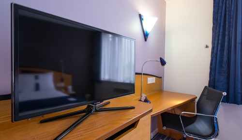 Standard Room (with Free Hot Breakfast)