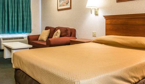 Standard Room, 1 Queen Bed with Sofa bed, Non Smoking