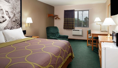 Standard Room, 1 King Bed