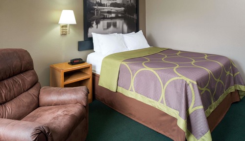 Standard Room, 1 Queen Bed