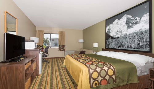 Standard Room, 1 King Bed