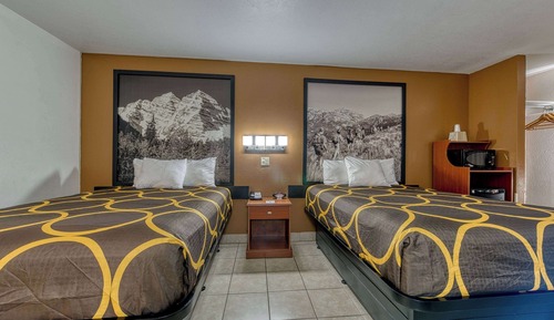 Room, 2 Queen Beds, Non Smoking (Dog Friendly)