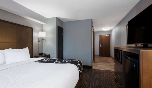 Room, 1 King Bed, Accessible, Non Smoking (Mobility Accessible)