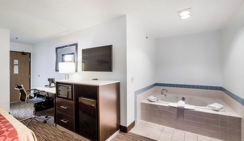Suite, 1 King Bed, Non Smoking, Jetted Tub