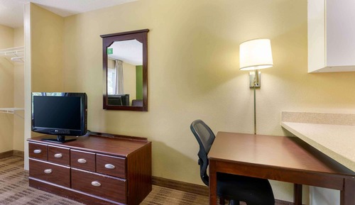 Studio, 1 Queen Bed, Accessible, Non Smoking