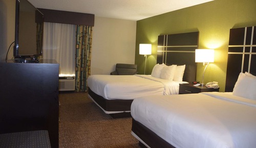 Standard Room, 2 Queen Beds, Non Smoking