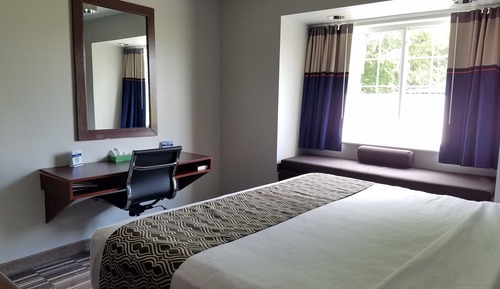 Studio Suite, 1 Queen Bed, Non Smoking