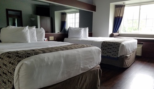 Room, 2 Queen Beds, Accessible, Non Smoking