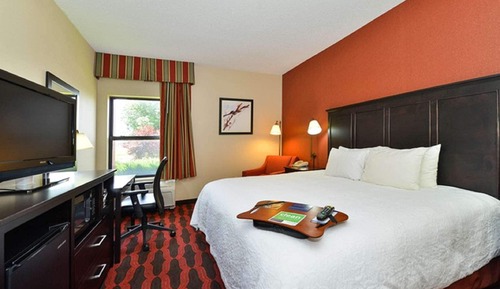 One king bed non smoking
