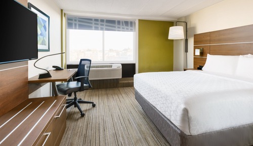 Standard Room, 1 King Bed, Accessible (Mobil Roll In Shwr)