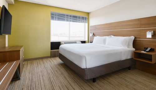 Suite, 1 Bedroom (Living Room)