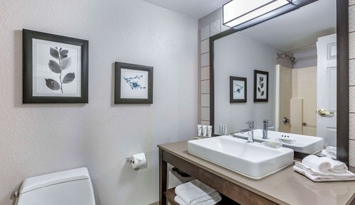 Room, 2 Queen Beds, Accessible, Non Smoking