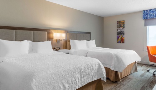 Standard room with two double beds