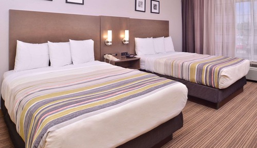 Room, 2 Queen Beds, Accessible, Non Smoking