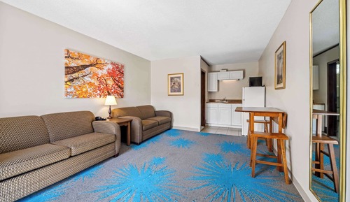 Suite, 2 Double Beds, Kitchenette