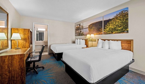 Double Room, 2 Double Beds