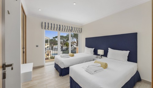 Deluxe Apartment, 3 Bedrooms, Private Pool