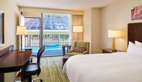 Room, 1 King Bed, Non Smoking (Poolside)