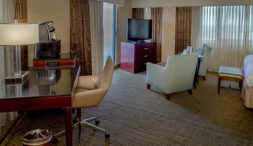 Premium Room, 1 King Bed, Balcony (Exterior Balcony)