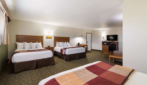 Family Room, Multiple Beds, Non Smoking (with Sofabed)